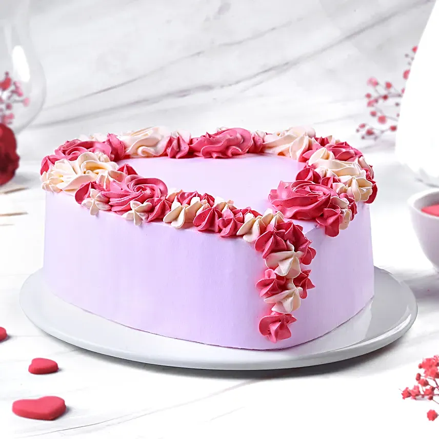 Strawberry Heart Cake 500gm
