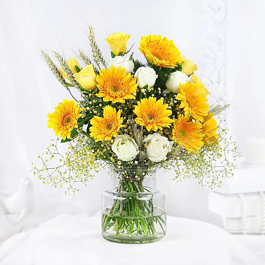 Sunny Vibes Roses N Gerberas Jar