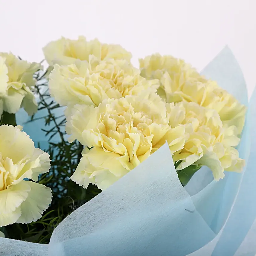 Send Online Love Yellow Carnations