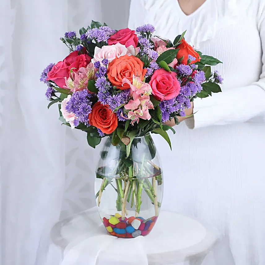 Sweet Avalanche Rose Ensemble