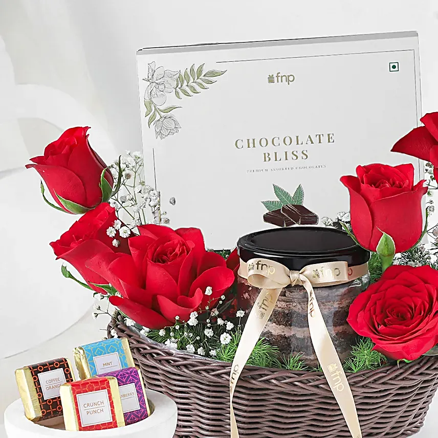 Sweet Love Basket For Valentine