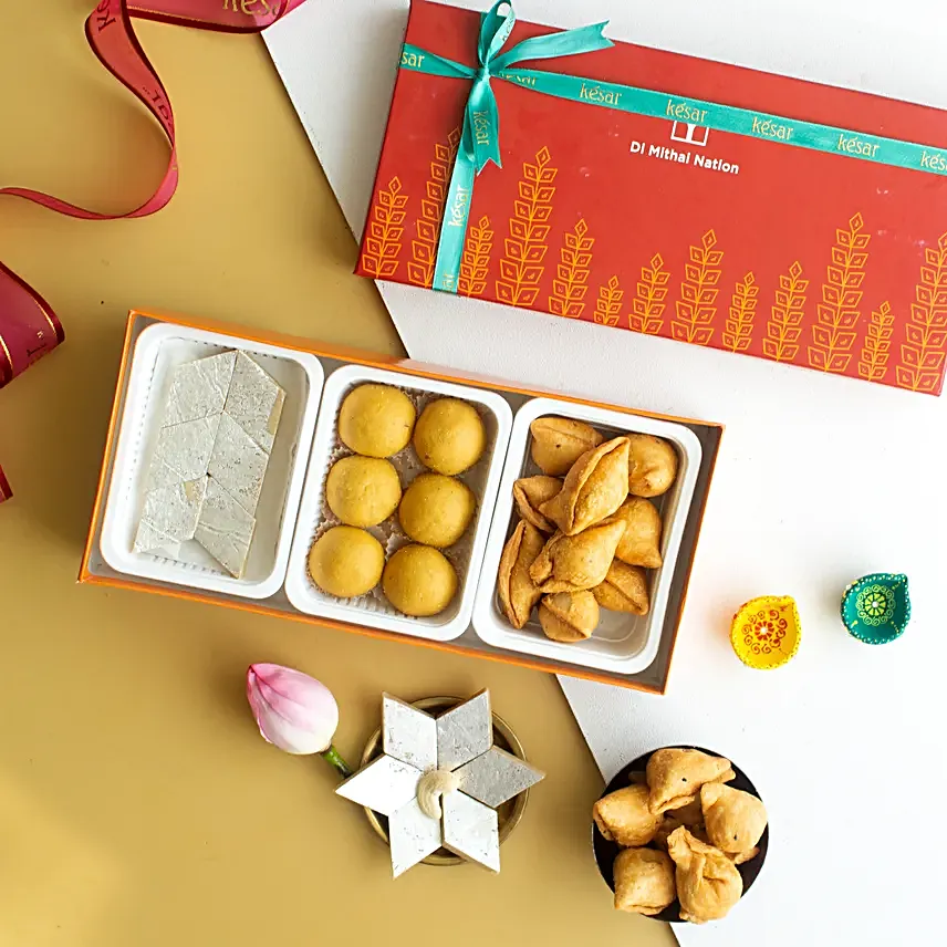 Sweet N Crunchy Festivity Box
