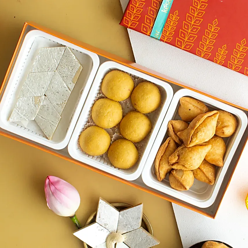 Sweet N Crunchy Festivity Box