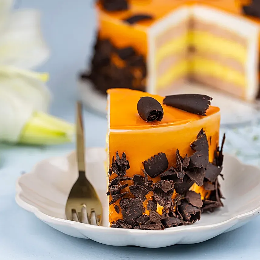 Tempting Mango Cake Half Kg