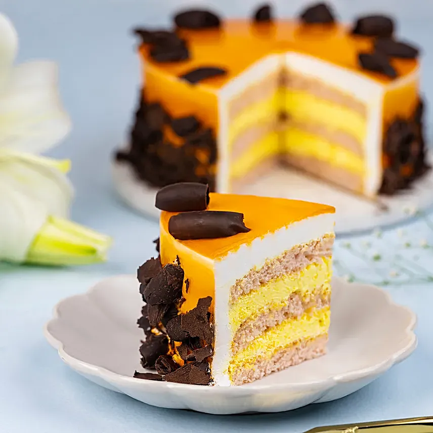 Tempting Mango Cake Half Kg