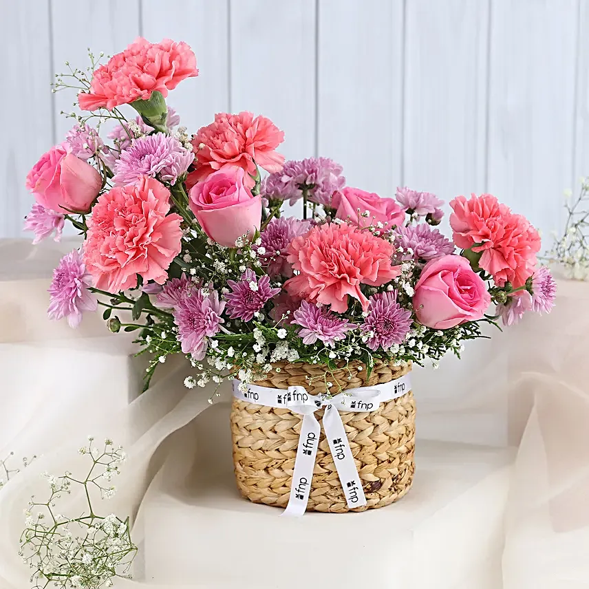 Tender Carnation and Rose Tribute For Mom