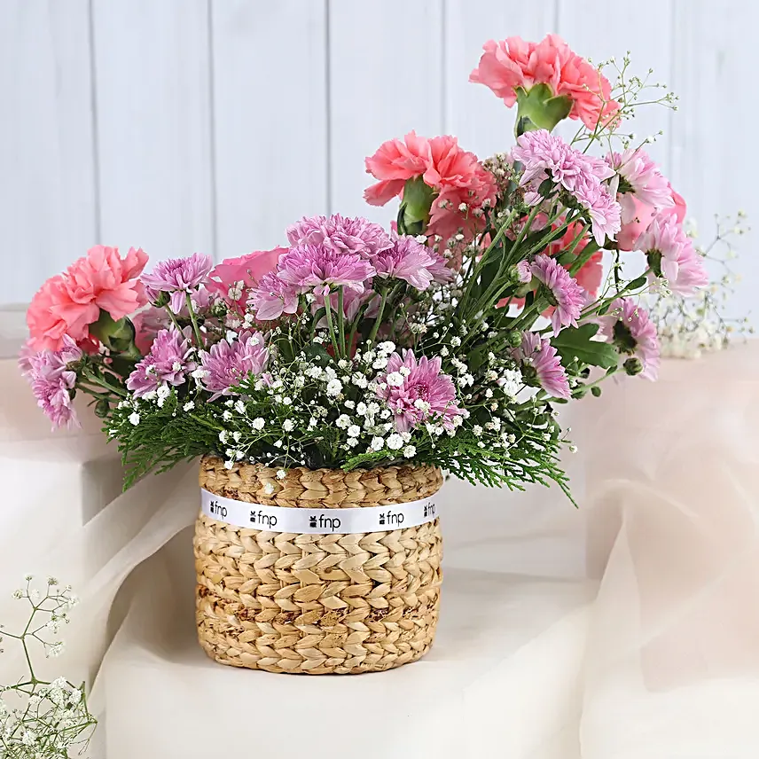 Tender Carnation and Rose Tribute For Mom