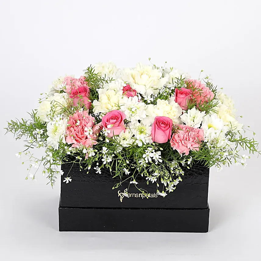 Dainty Floral Arrangement Online