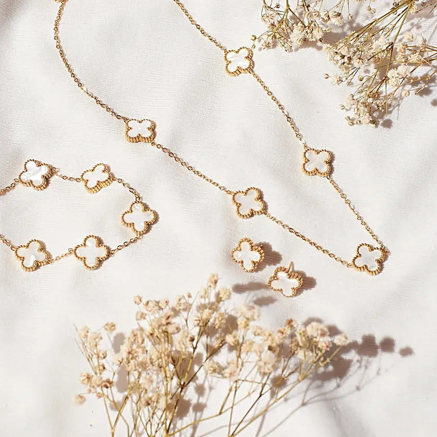 Timeless Jewellery Set