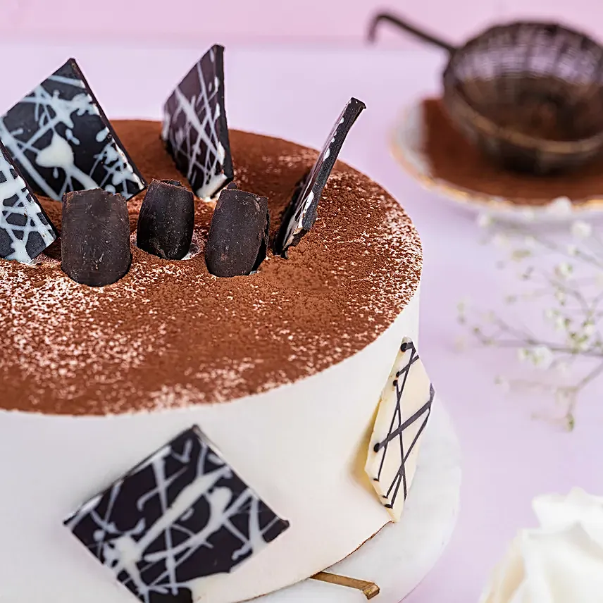 Tiramisu Cake Half kg