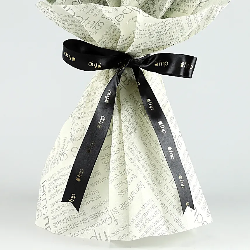 Touch Of Luxury Red Roses Bouquet Truffle Cake