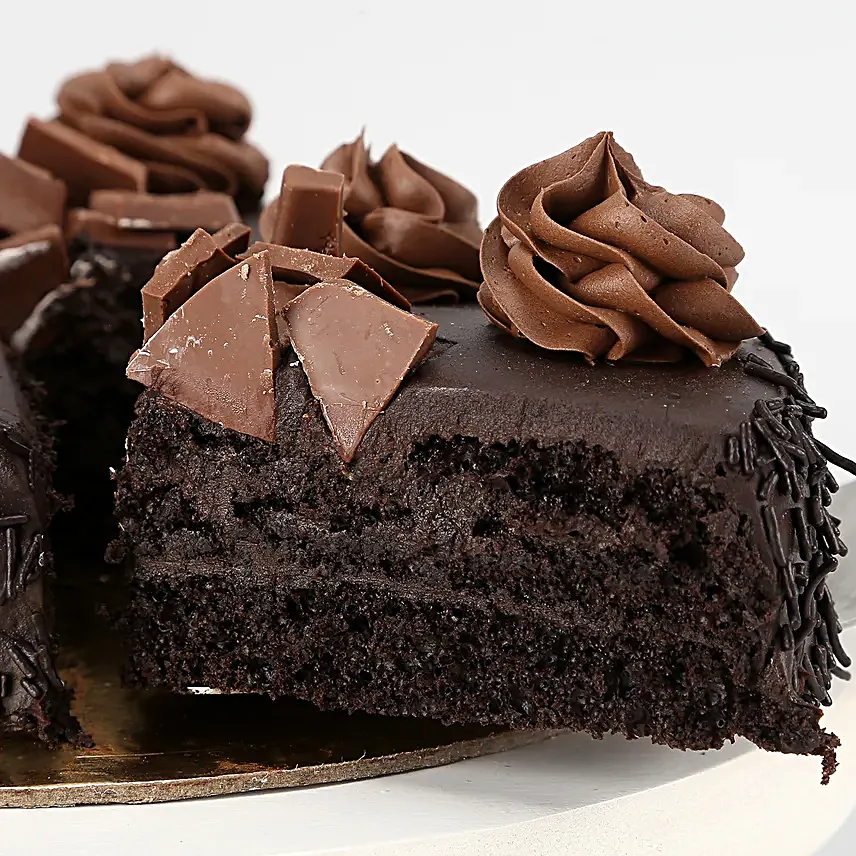 Truffle Delight Cake Half Kg