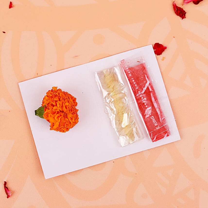 Twinning Treasures Rakhi Set