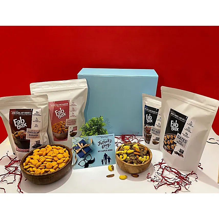 Ultimate Fathers Day Snack Hamper
