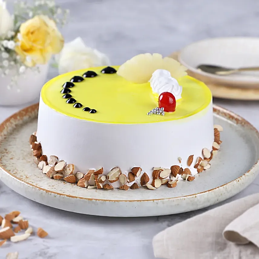 Velvety Pineapples Cake