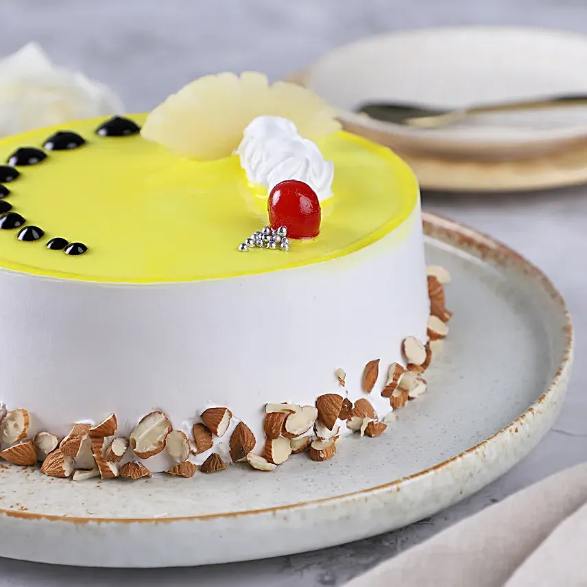 Velvety Pineapples Cake