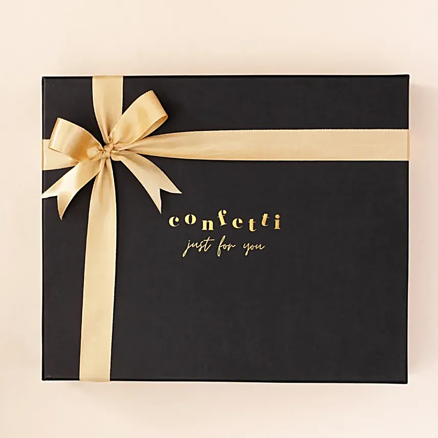 Wake Up N Makeup Gift Hamper