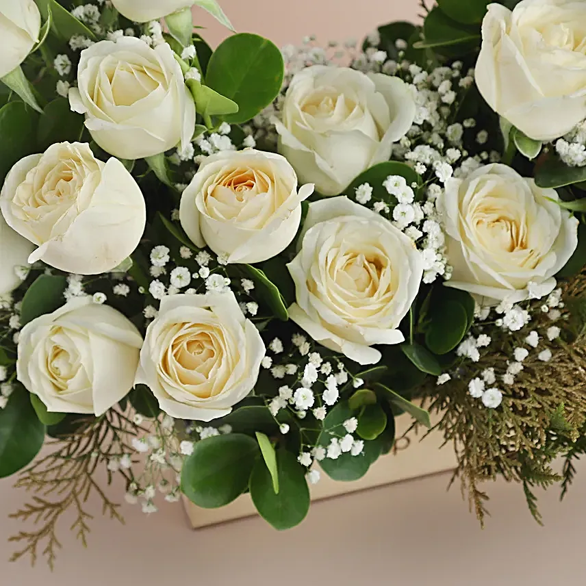 White Roses - Bunch of 20 Long Stem fresh White roses in a glass Vase.
