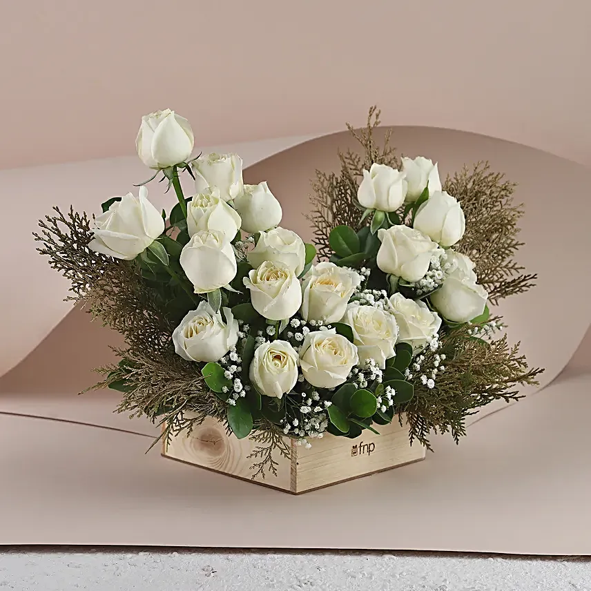 White Roses - Bunch of 20 Long Stem fresh White roses in a glass Vase.