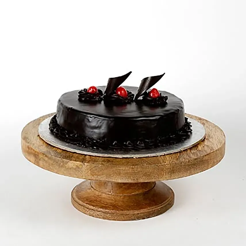 Will You Be Mine - Bunch of 6 Red Roses with Chocolate Cake 500gm.