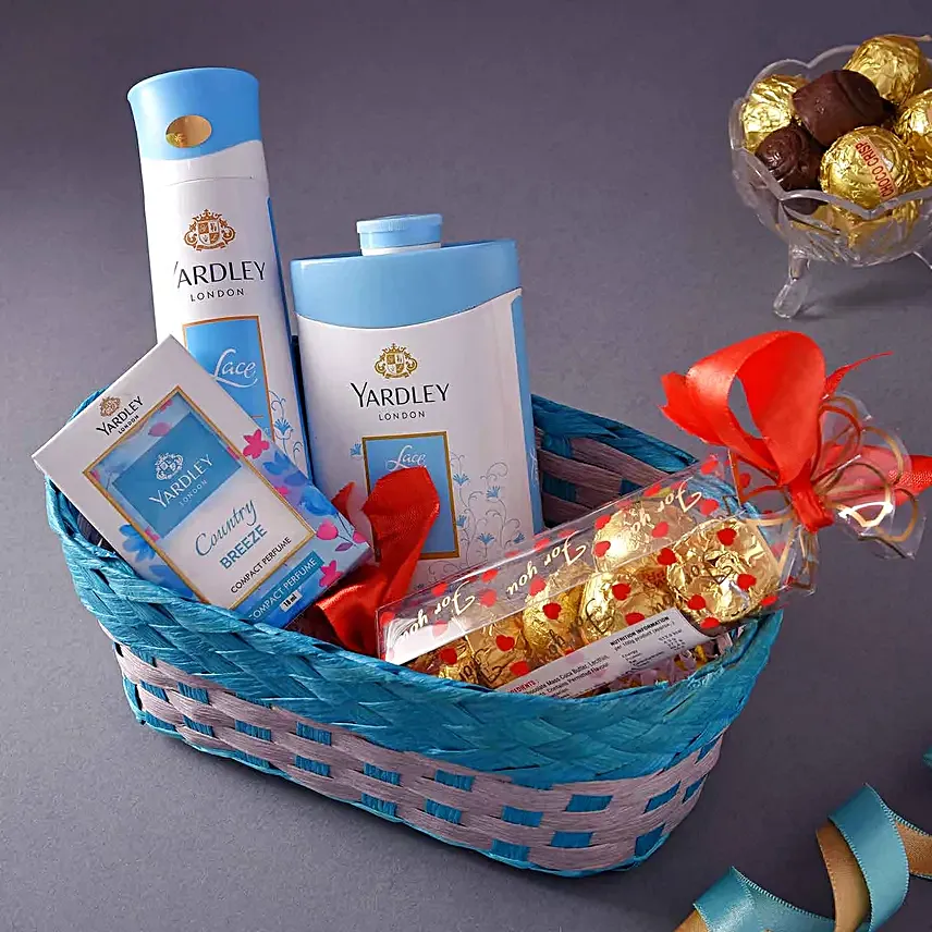 Yardley London Grooming Basket