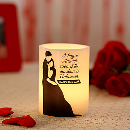 Attractive light candle for hug day