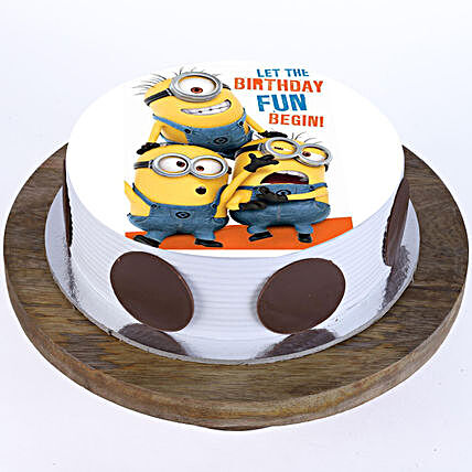 cartoon cake for kids online:Minion Cakes