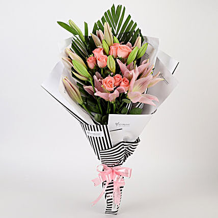 Online Mix Roses and Lilies Bouquet