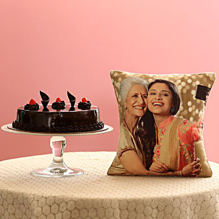 Online Cake with Cushion:Cakes N Personalised Gifts