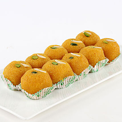 A box of motichoor laddoo sweets:Send Gifts for Onam