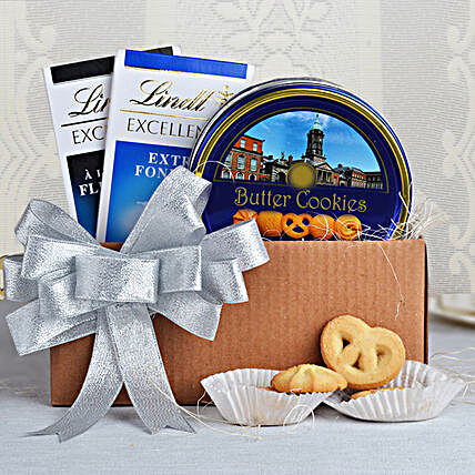 Cookie and Chocolate Hamper Online:Gift Hampers