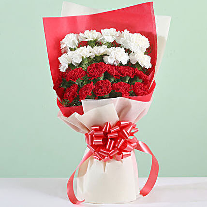 Red and White Carnation Bouquet Online:Designer Flower Bouquet
