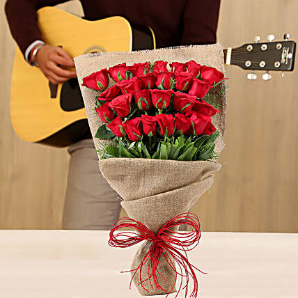 100 Roses With Musical Tunes Online For Valentine's Day