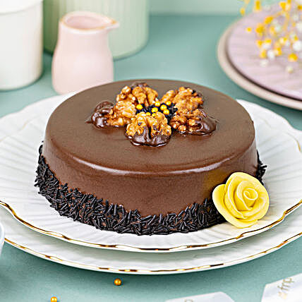 online walnut cake:Buy Eggless Cakes