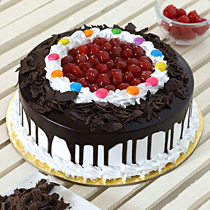 cherry black forest cake online:Black Forest Cakes