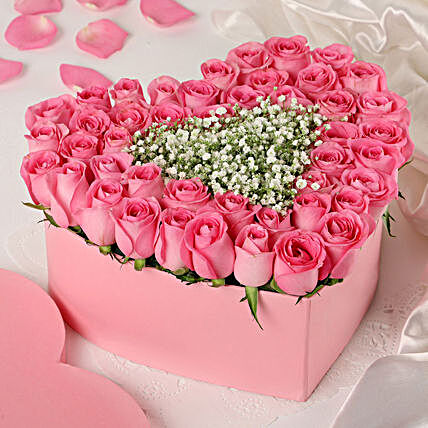 pink roses in heart box arrangement online
