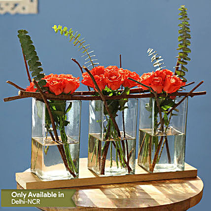 flower glass vase arrangement
