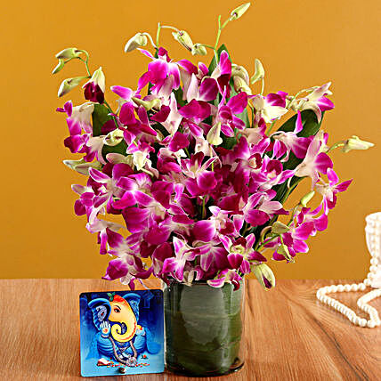 Online Blissful Ganesha Table Top And  Vase