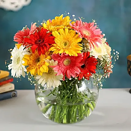 Classy Mix Of Gerbera Blossoms:Flower Arrangement In Vase