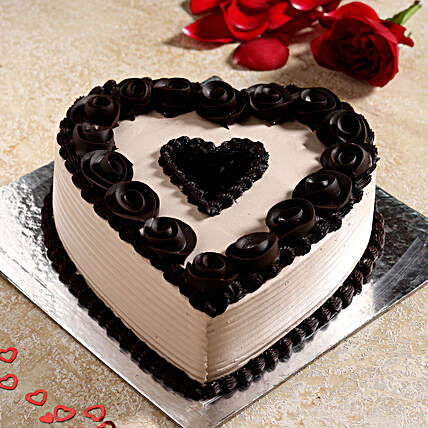 Stylish Black Heart Chocolate Cake