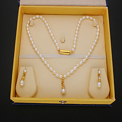 Sri Jagdamba Pearls Drop Necklace Set:Jagdamba Pearls-jewellery