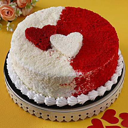 Heartilicious Vanilla Cake