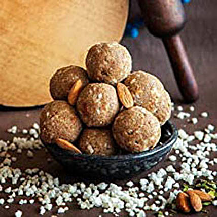 Gond Laddoo 400 Gms:Buy  Sweets