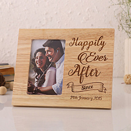 Engagement Gifts Online  Engagement Gift Ideas For Couples - FNP