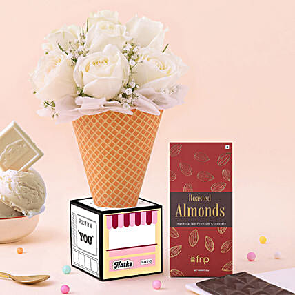 Vanilla Rose Bouquet N Chocolate Combo