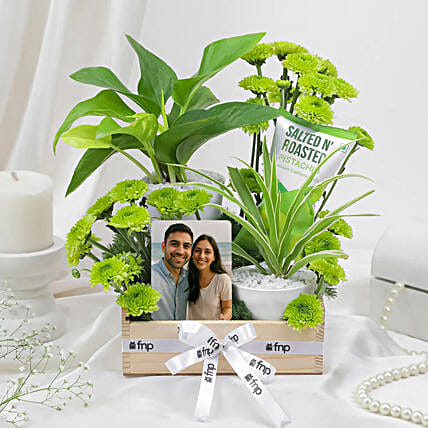 Blooming Plants Tray with Nuts N Keepsake Gift