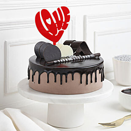Chocolate Cream Cake With Heart Shaped Topper 500Gm-picture-27
