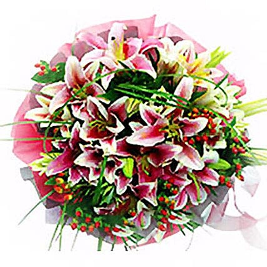 Lovely Lilies Smile Bouquet:Lilies to Malaysia
