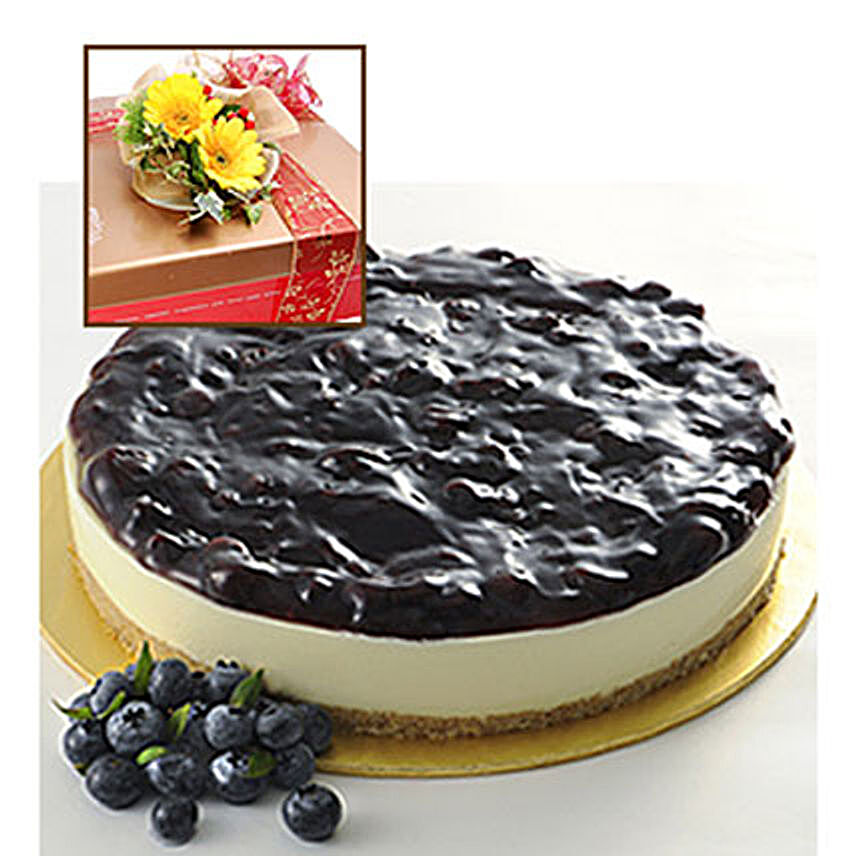 Blueberry Cheesecake With Flowers