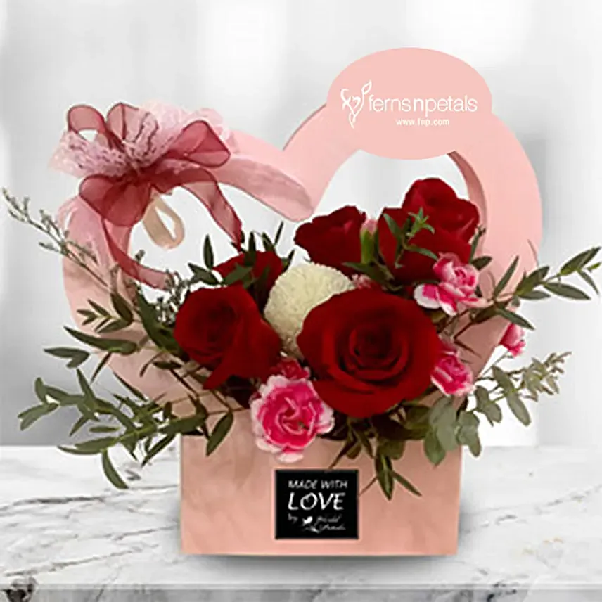 The Love Flower Box:Rose Delivery in Malaysia